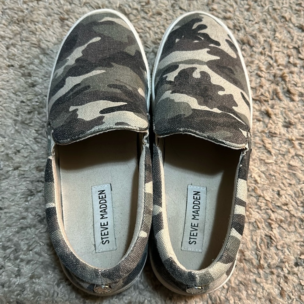 Steve Madden Camo Sneakers